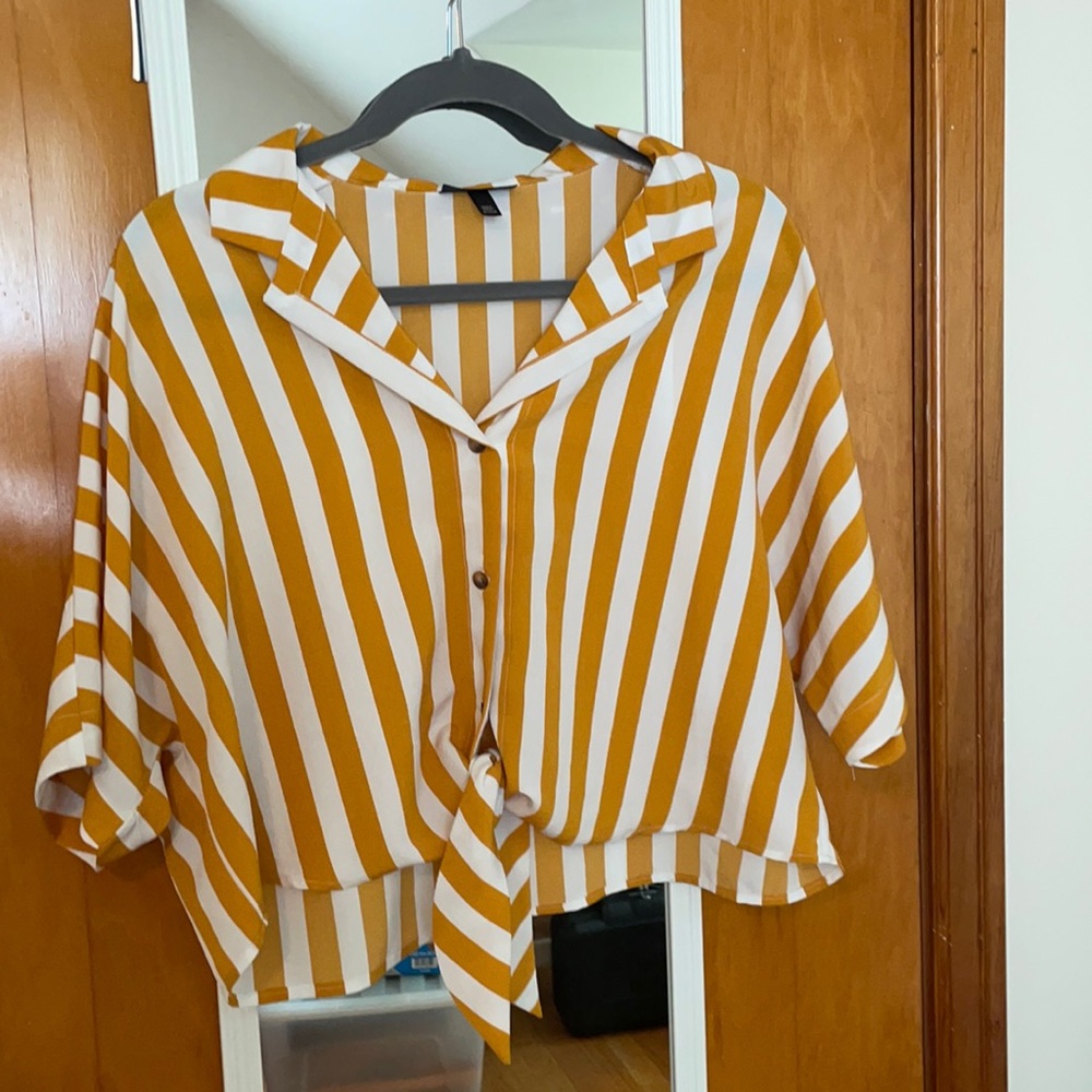 Top shop tie front cropped shirt